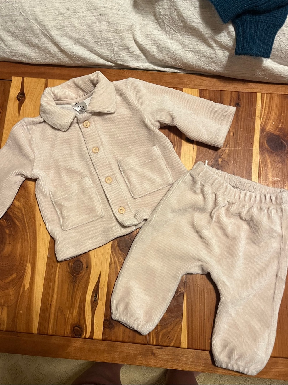H&M Newborn Outfit